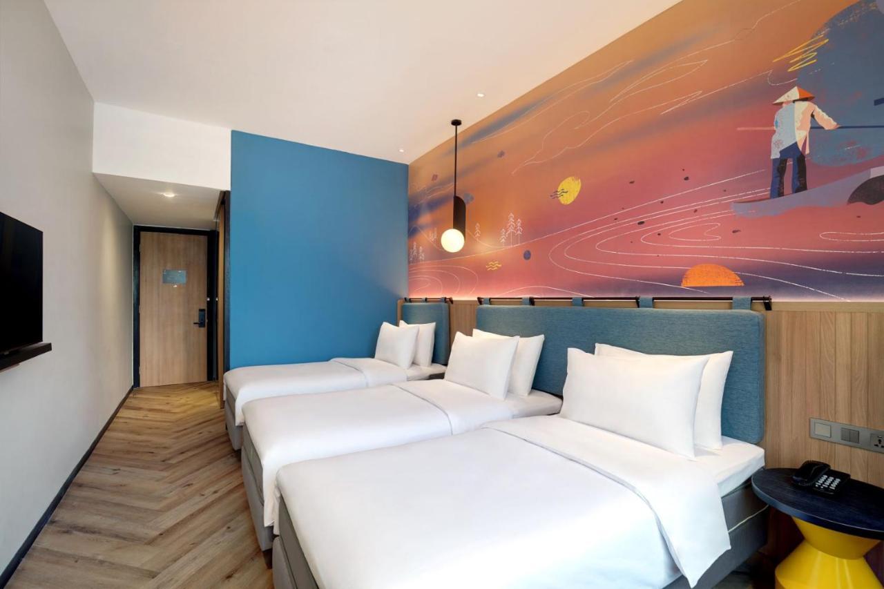 Готель Ibis Styles Semarang Simpang Lima Екстер'єр фото