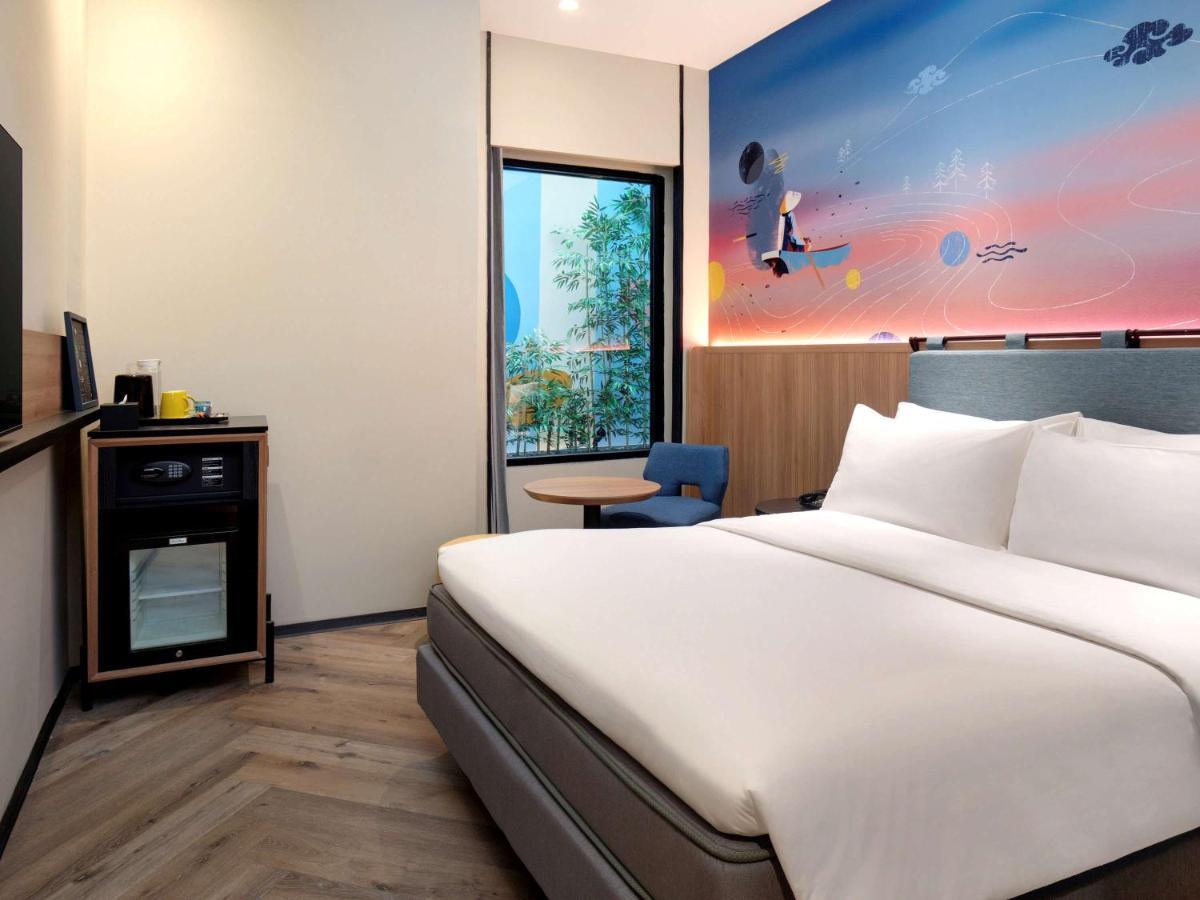 Готель Ibis Styles Semarang Simpang Lima Екстер'єр фото